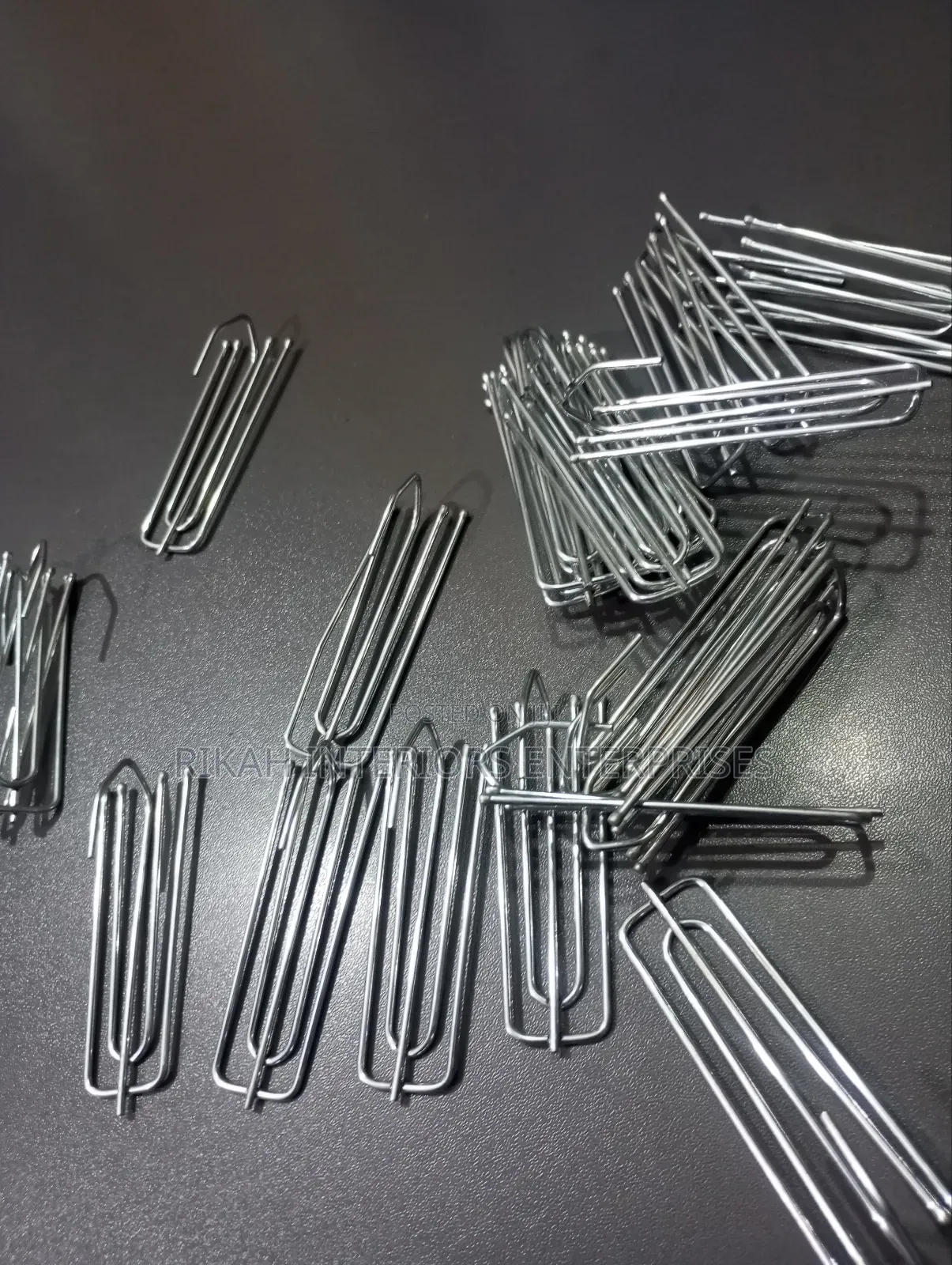 3 Pinned Curtain Hooks