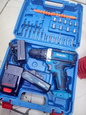 Rechargeable Makita Cordless Drill 26v