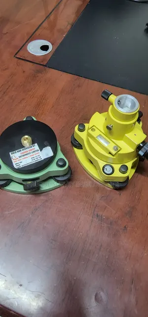 GNSS Tribrach With Levelling Bubble