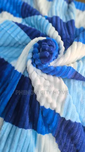 New Design Checked Fleece Blankets Available