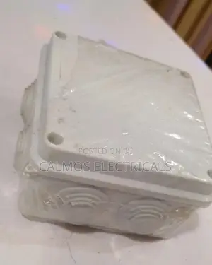 100×100×70 Weather Proof Adapter