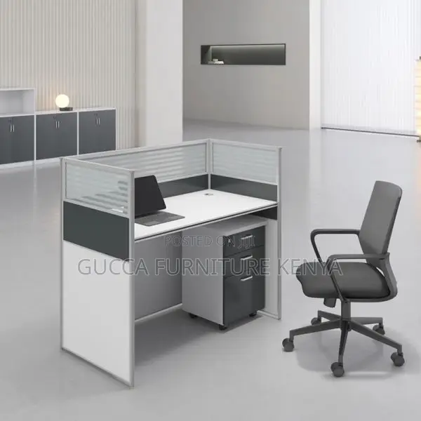 Workstations: One-Way Office Modular Wood Open View Desk