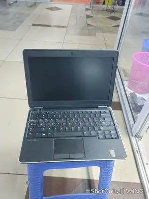 Laptop Dell Latitude E7240 8GB Intel Core I5 HDD 500GB