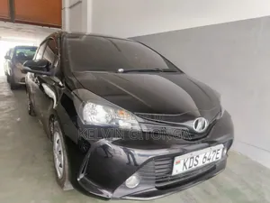 Toyota Vitz 2017 Black