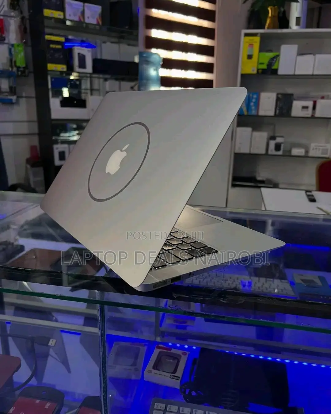 Laptop Apple MacBook Air 8GB Intel Core I5 SSD 128GB