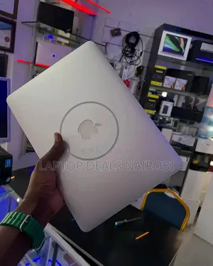 Laptop Apple MacBook Air 8GB Intel Core I5 SSD 128GB