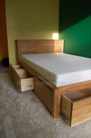 Canopy Wooden Bed /Oak Bed