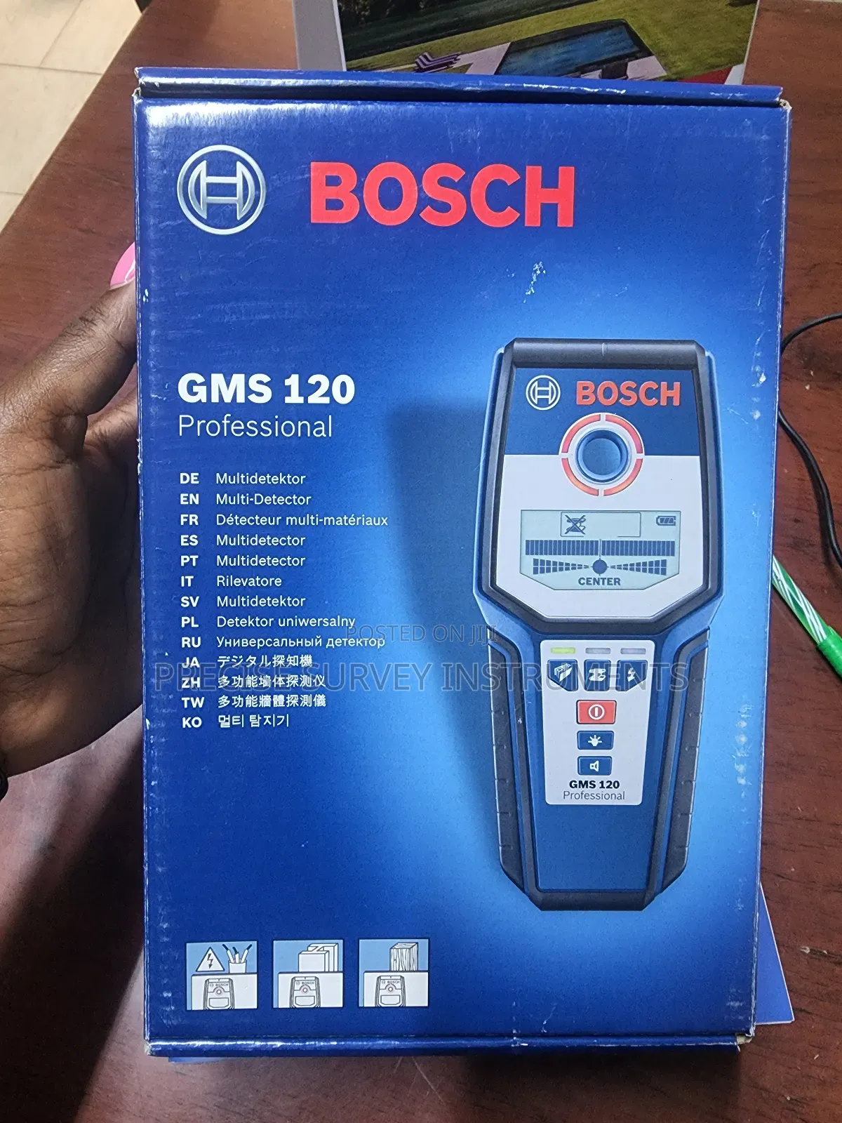 Bosch GMS 120 Stud and Wire Detector