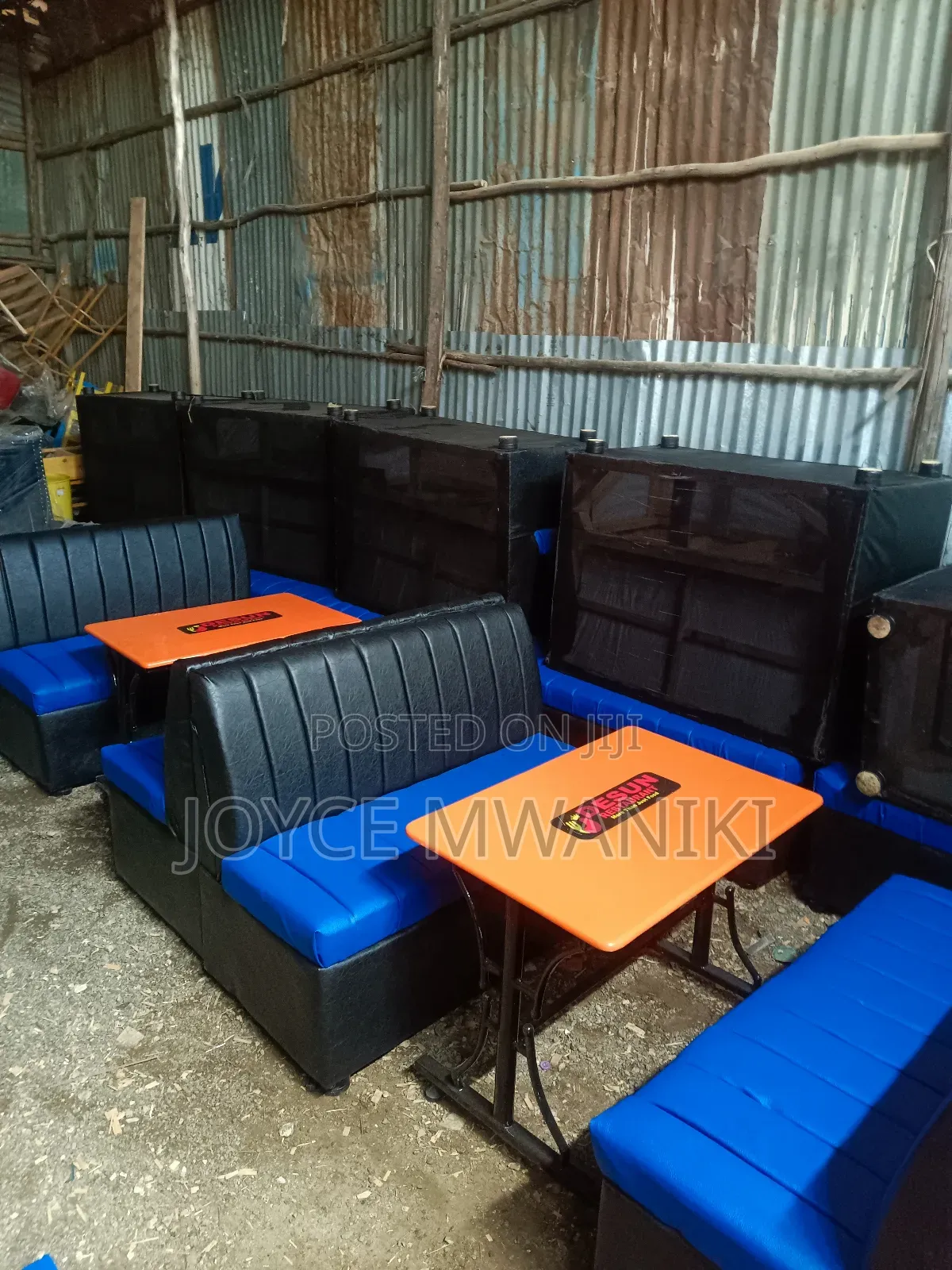 Restaurant Couch and a Table, 4 Seater, Black / Blue 