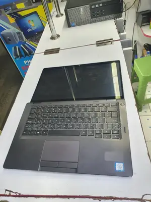 Laptop Dell Latitude 5300 8GB Intel Core I5 SSD 256GB