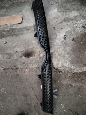 Grille Sienta Nsp81