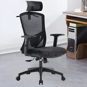 Office Chairs:Rotatable Black Mesh Desk Chair With Wheels
