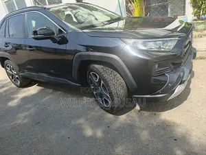 Toyota RAV4 Adventure 2019 Black