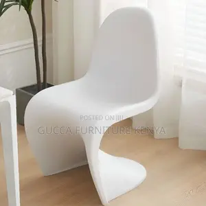 Home Chairs: Modern Plastic Casual Full Back Side Chair