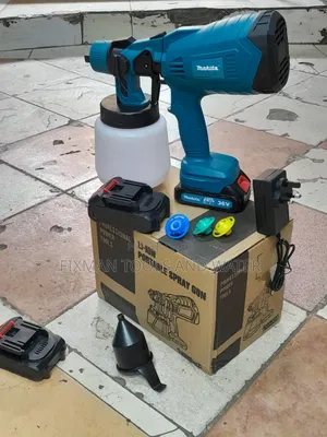 Fine Paint Makita Cordless Spray Gun 2 Battery + Accessories
