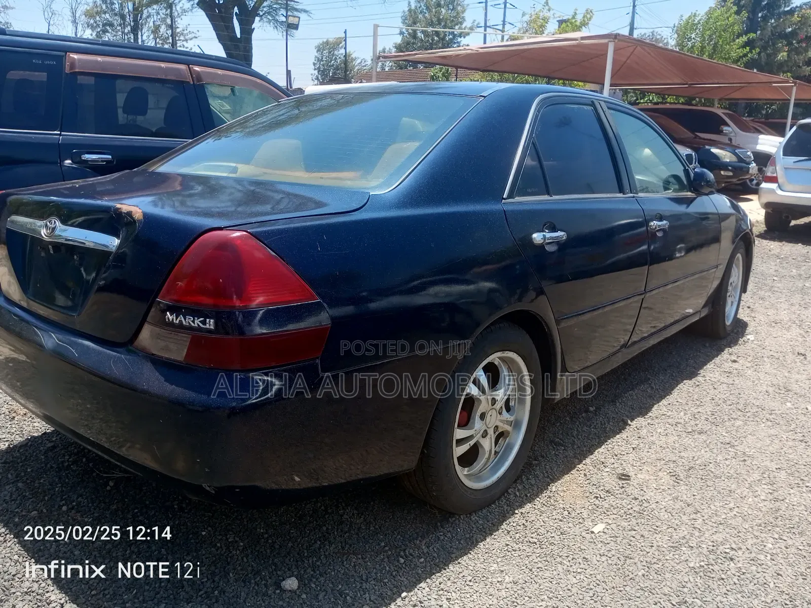 Toyota Mark II 2002 Blue