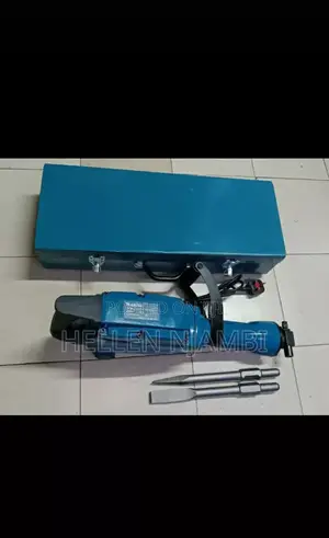 Makita Demolisher 2600w