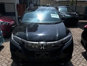 Honda Vezel 1.5 Hybrid 2WD 2019 Black