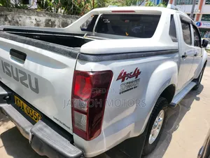 Isuzu D-MAX 2020 White