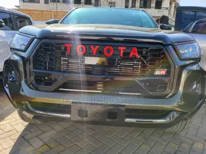 Toyota Hilux 2019 Green