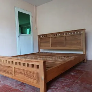 The Majestic King Size Bed