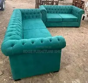 3,2 Chesterfield Five Seater Sofa Set on Sell