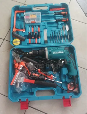 Makita Impact Drill 117pcs Toolset