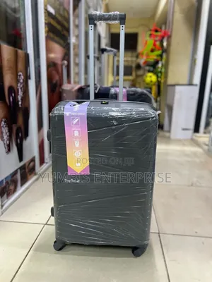 66cm Height Rubber __Medium_suitcases at at 4000
