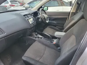 Mitsubishi RVR 2019 Silver