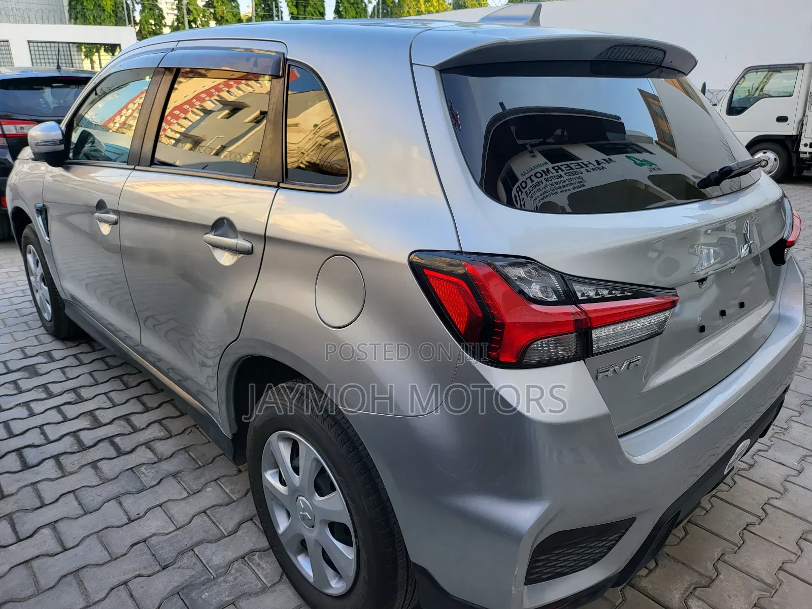 Mitsubishi RVR 2019 Silver