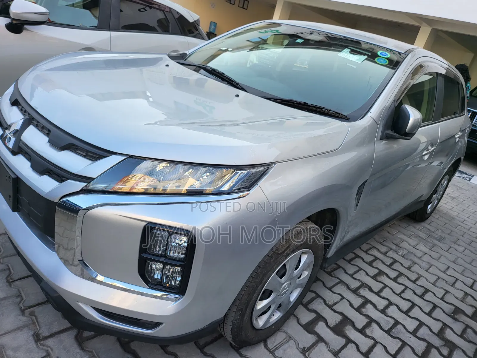 Mitsubishi RVR 2019 Silver