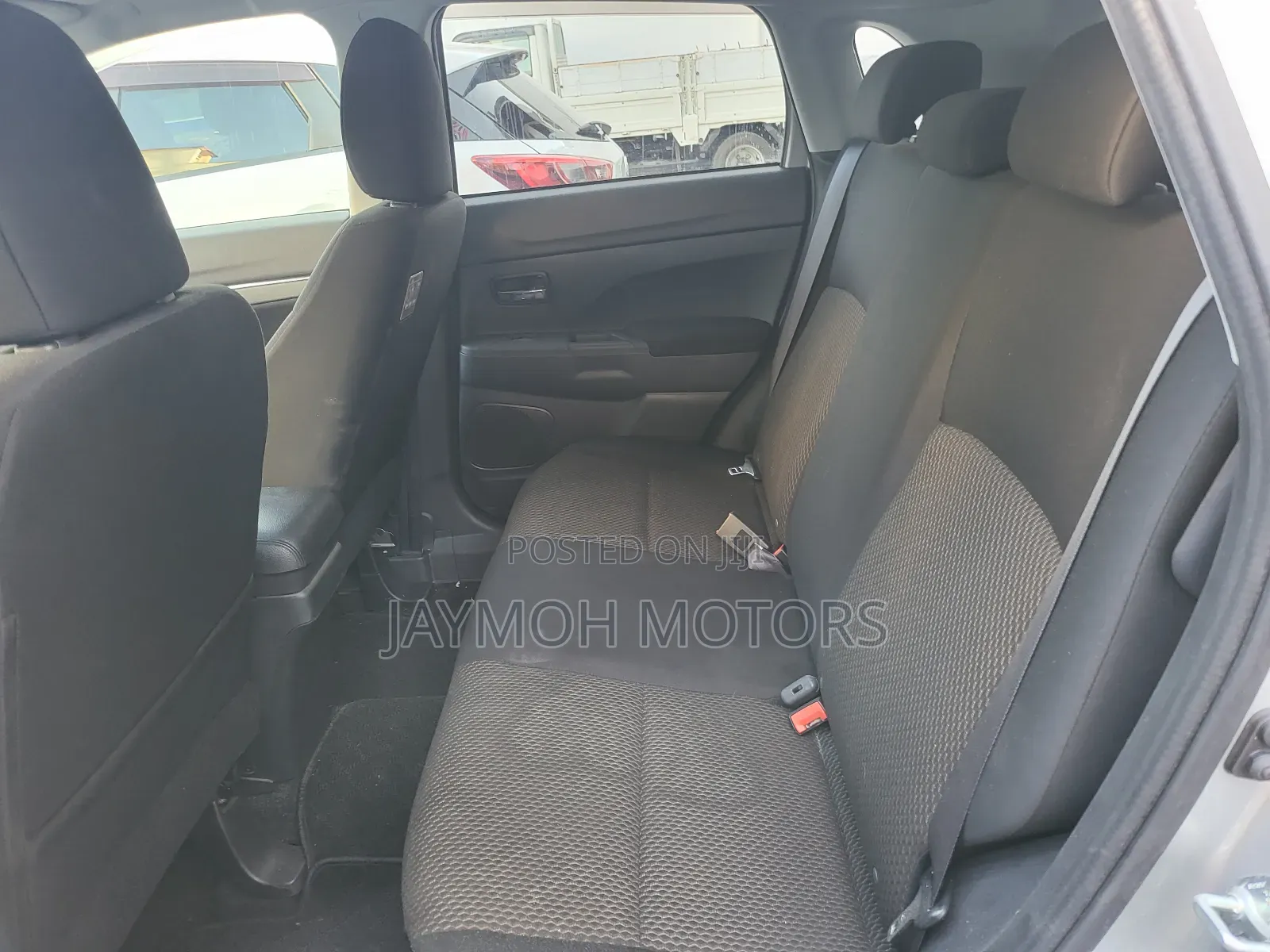 Mitsubishi RVR 2019 Silver