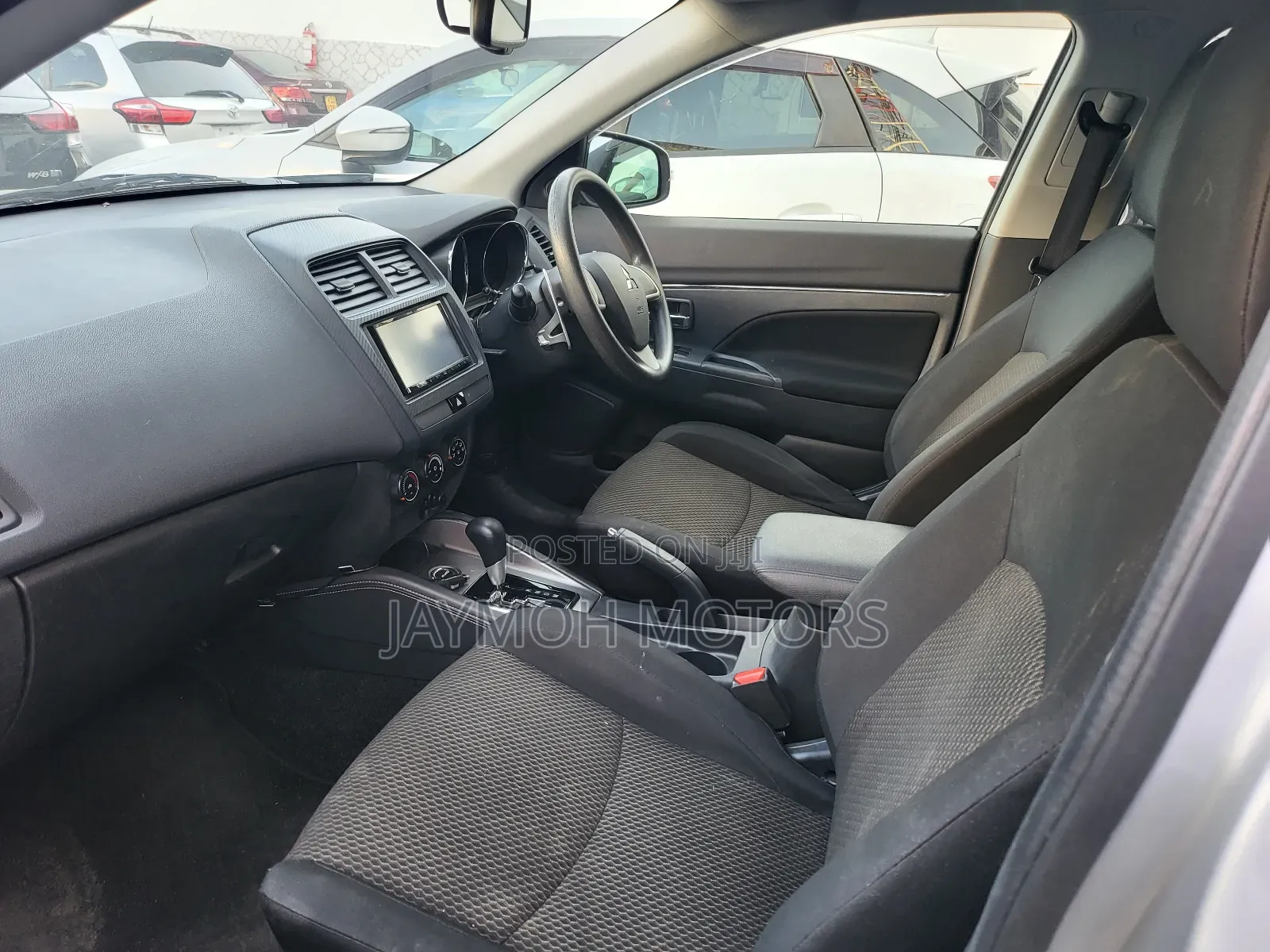 Mitsubishi RVR 2019 Silver