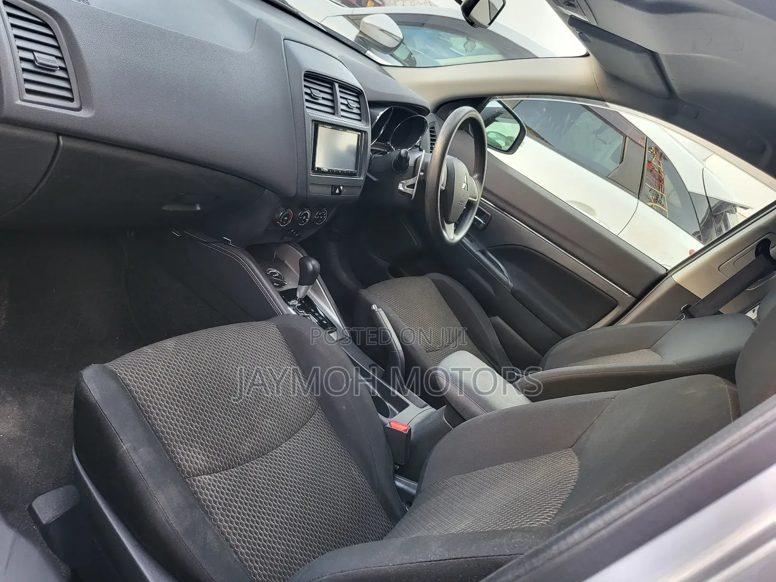 Mitsubishi RVR 2019 Silver