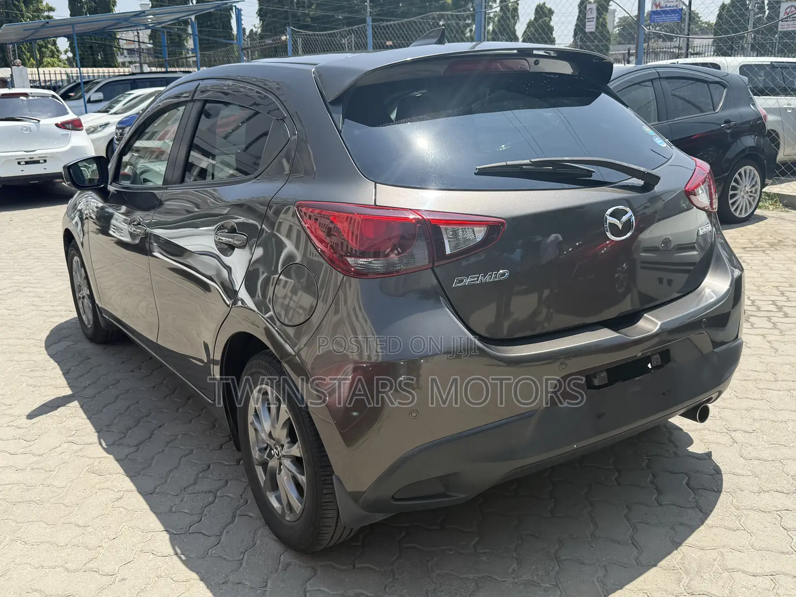 Mazda Demio 2018 Gray