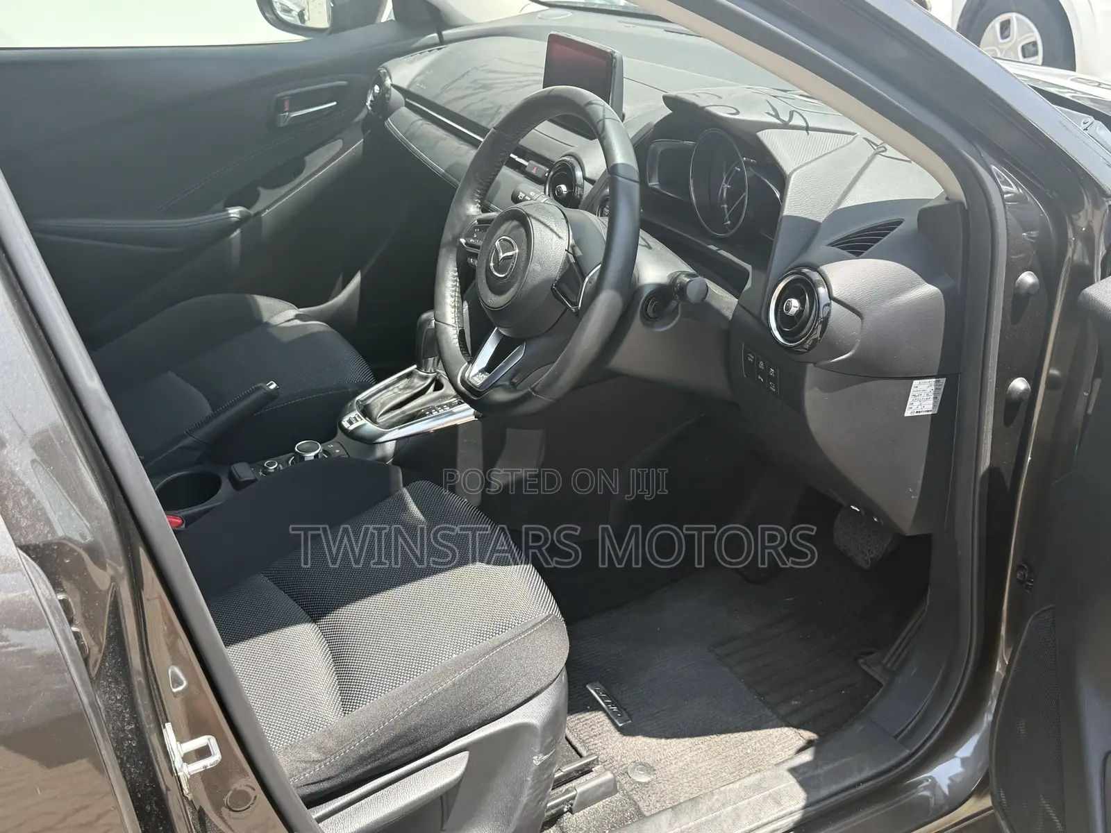 Mazda Demio 2018 Gray