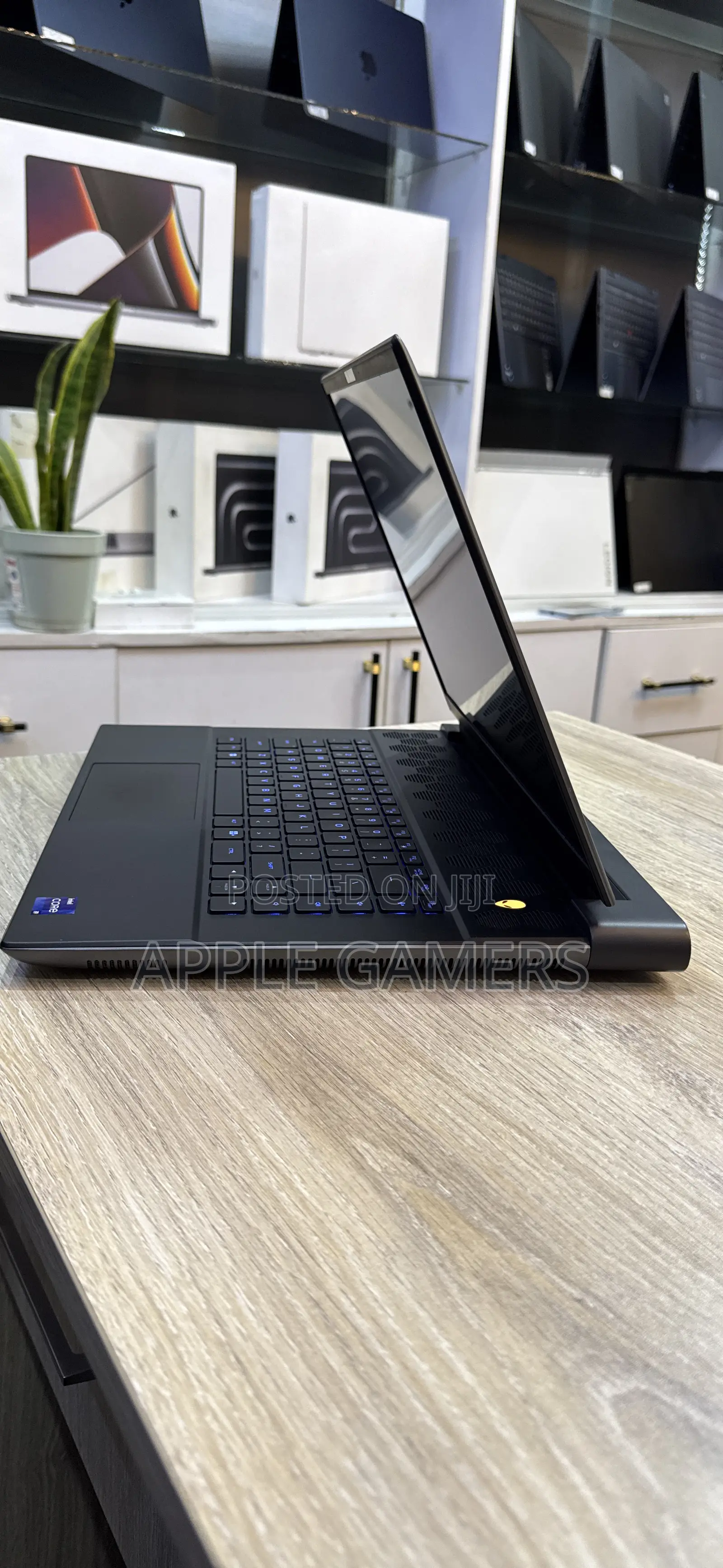 Laptop Dell Alienware M16 R1 32GB Intel Core I9 SSD 1T