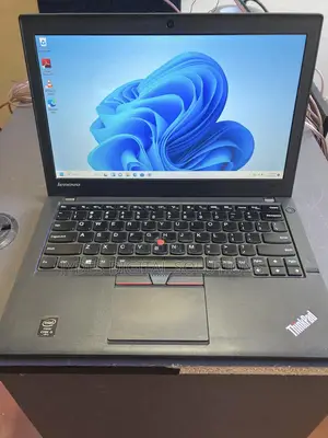 Laptop Lenovo ThinkPad X250 8GB Intel Core I5 SSD 256GB
