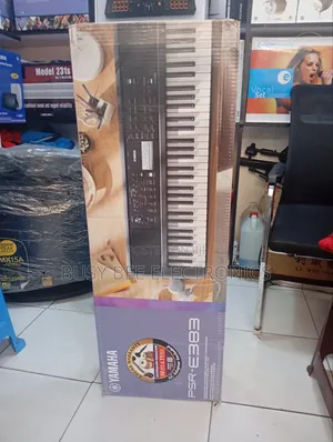 PSR-383 Electronic Keyboard