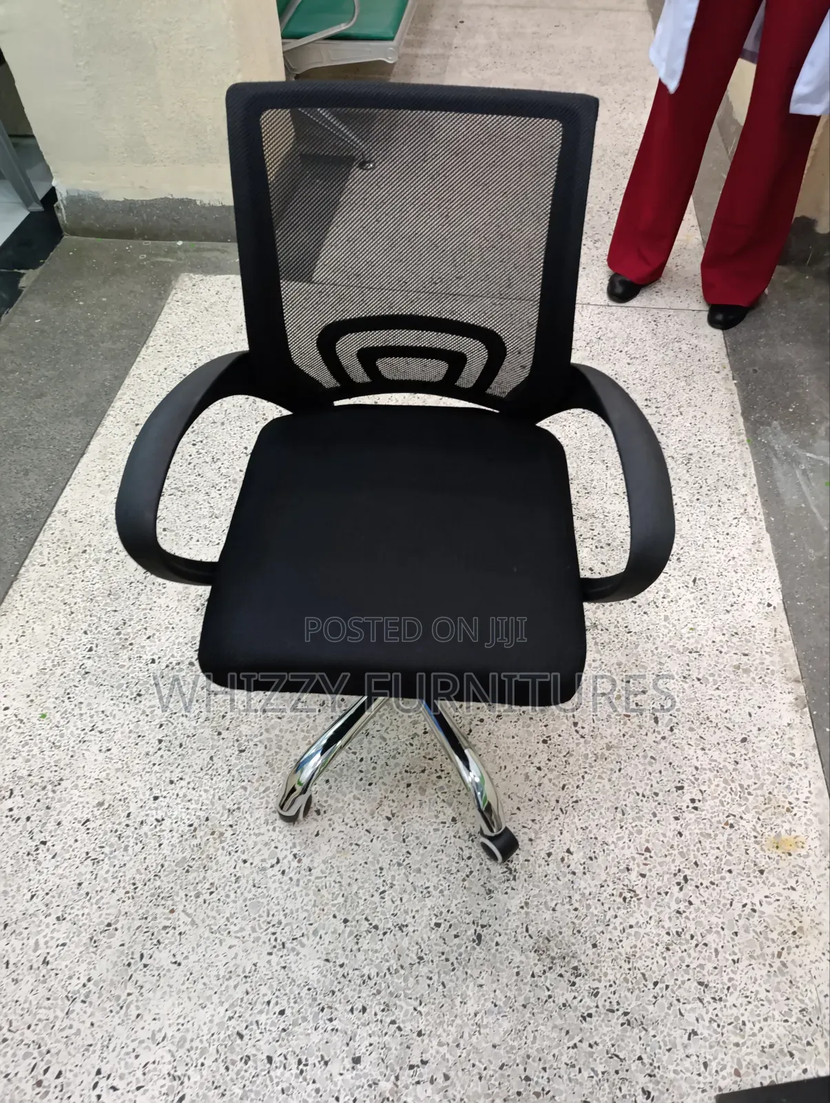 Receptionist Medium Back Chair