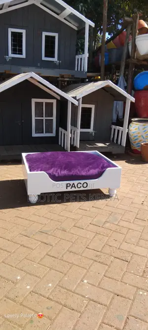Luxury Cat Bed (With Name Printed)