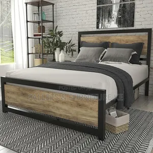 Everwood Metal Frame