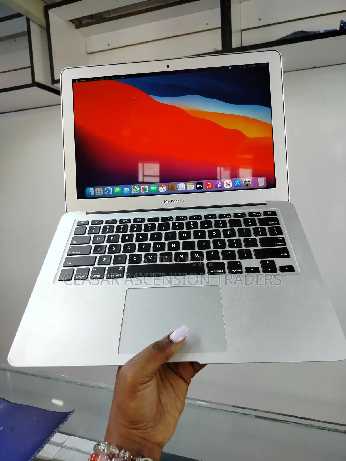 Laptop Apple MacBook Air 2015 8GB Intel Core I5 SSD 256GB