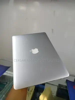 Laptop Apple MacBook Air 2015 8GB Intel Core I5 SSD 256GB