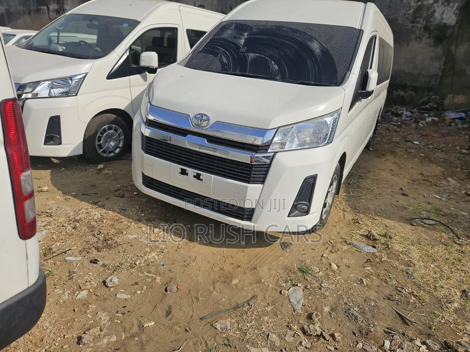 Toyota HiAce 2018 White