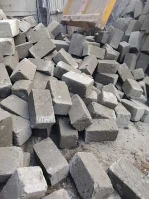 Machine Cut Stones*'..Ndarugo