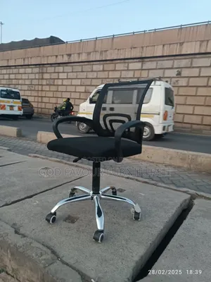 Boss Black Mesh Office Chair Tq2xm