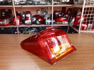 Auris 2012 Body Left Rearlight