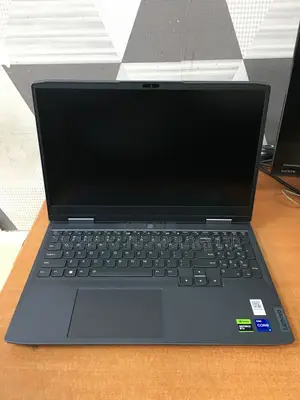 New Laptop Lenovo LOQ 15IRH8 16GB Intel Core I7 SSD 512GB