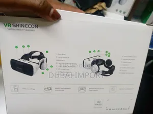 Virtual Reality Headset With Remote Control
